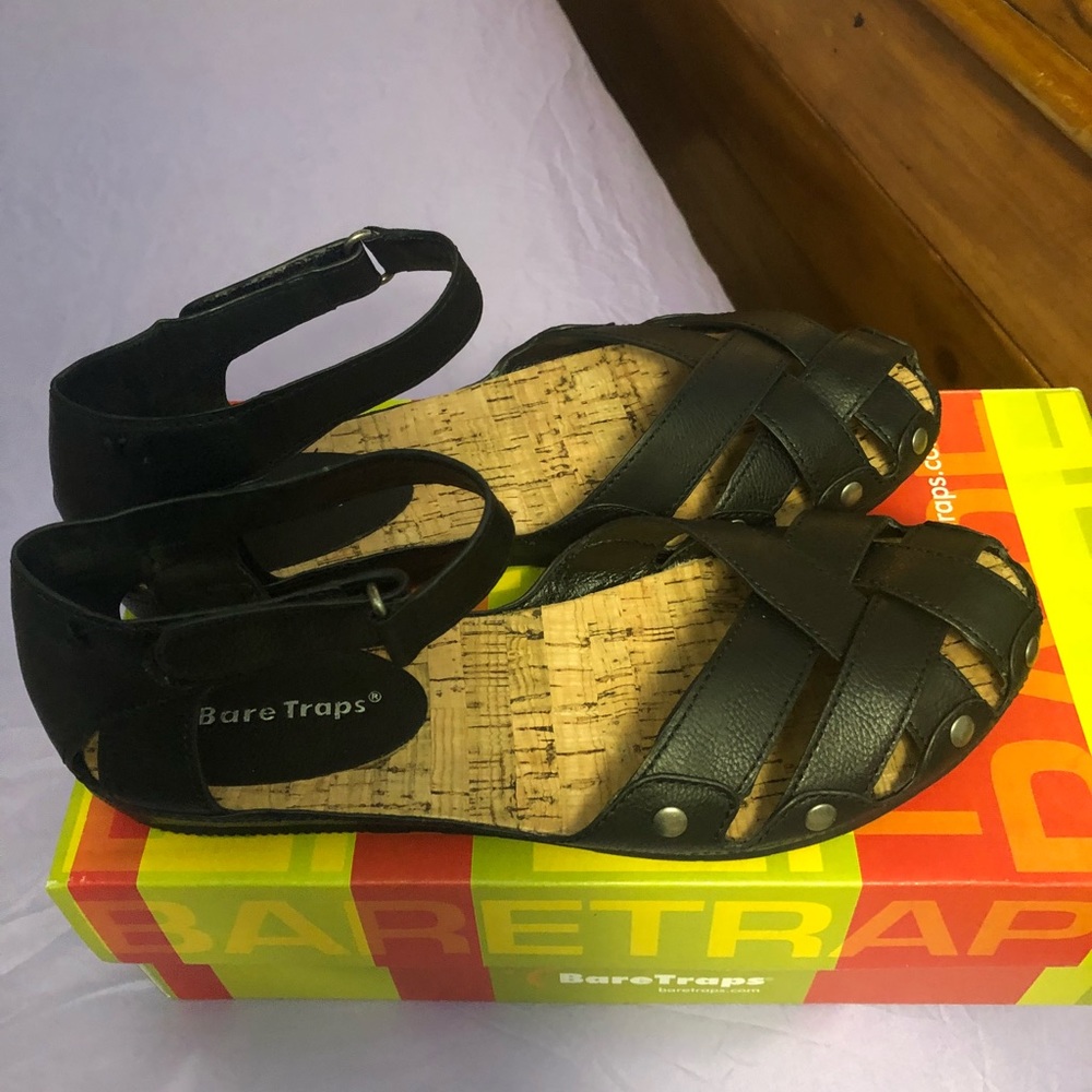 Ladies BareTraps Sz 8 like new!